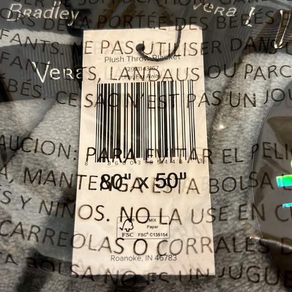 Vera Bradley Star Wars Far Far Away Fleece Throw Blanket 50x80 NWT - Picture 5 of 5